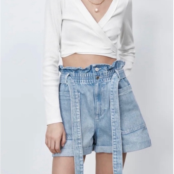 Zara light blue belted paperbag denim shorts Sz 8 - Picture 4 of 6